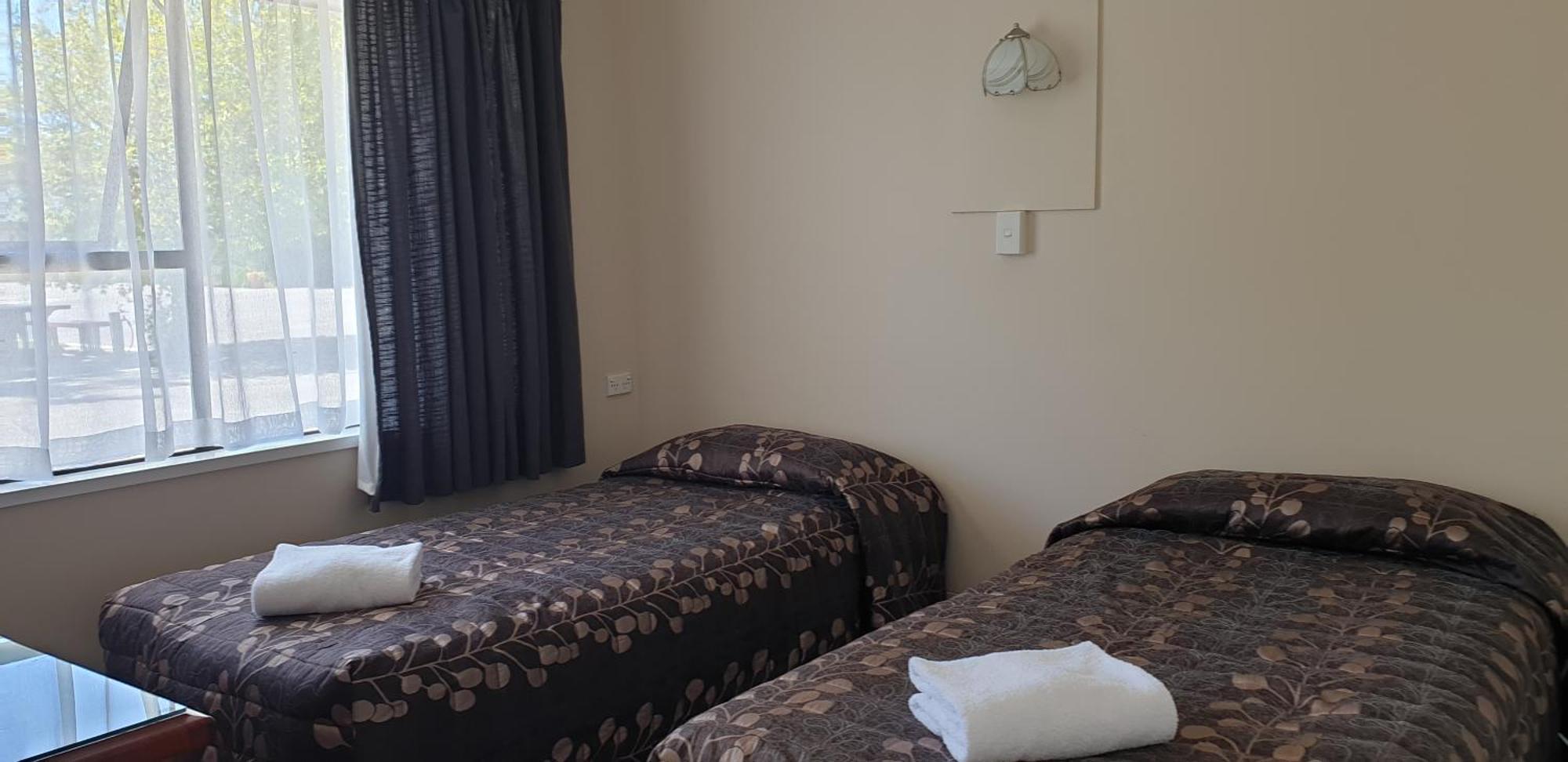 Commodore Motor Lodge Ашбертон Экстерьер фото